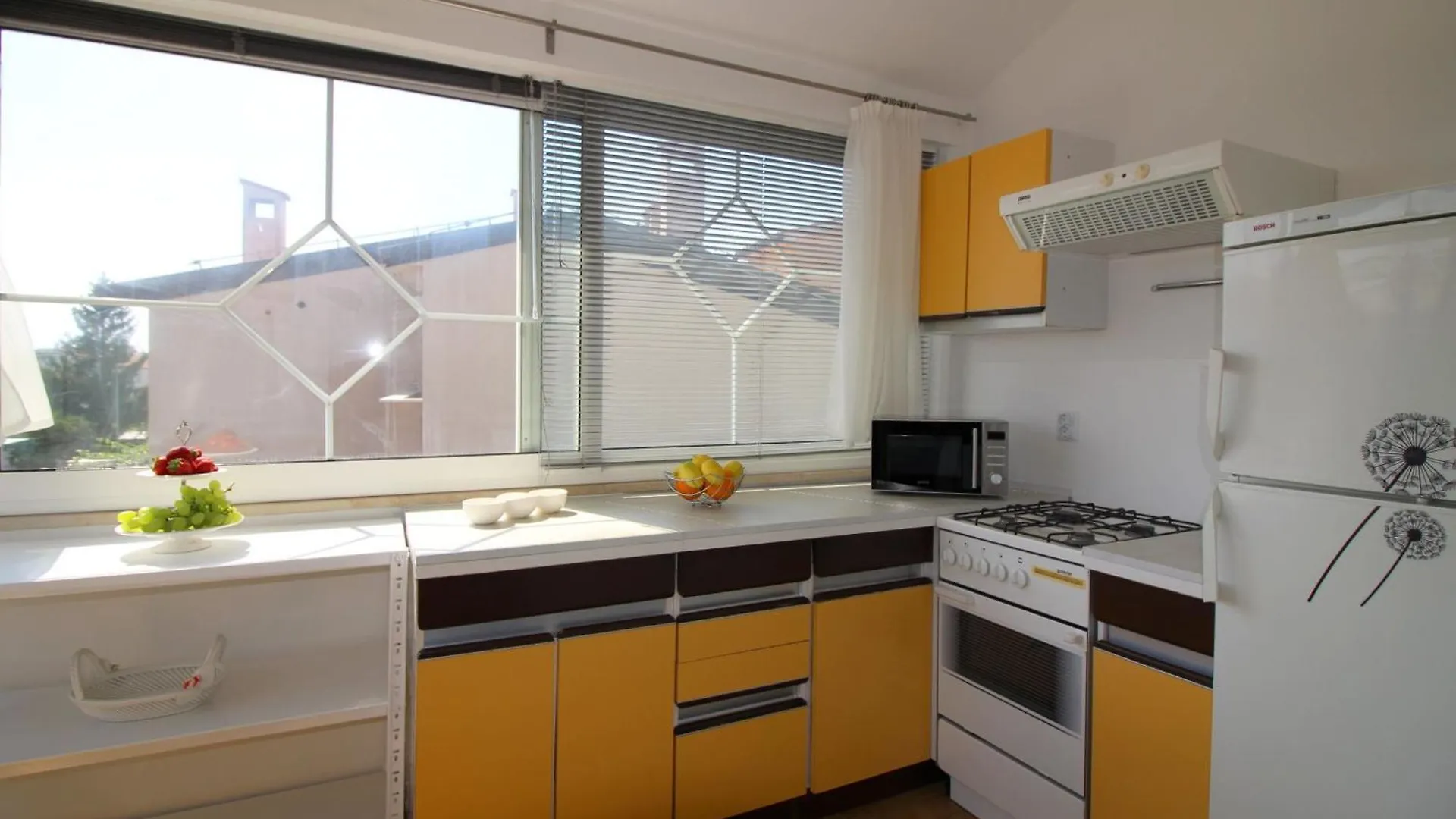 Ferienwohnung Gina Mit Terrasse, Grill Und Liegen Porec Apartment